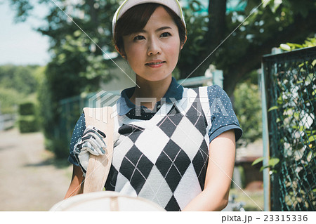 Japanese woman golfer , housewife 23315336