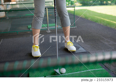 Japanese woman golfer , housewife Japanese woman golfer , housewife 23315973