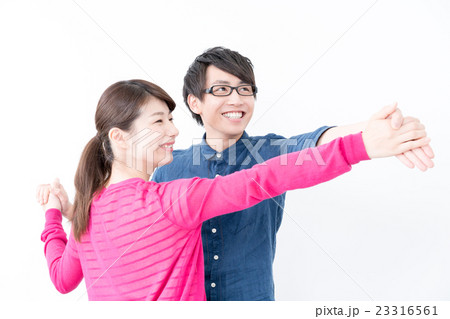 若いカップル 23316561