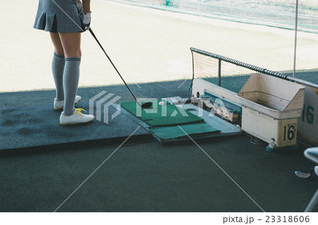 Japanese woman golfer , housewife Japanese woman golfer , housewife 23318606