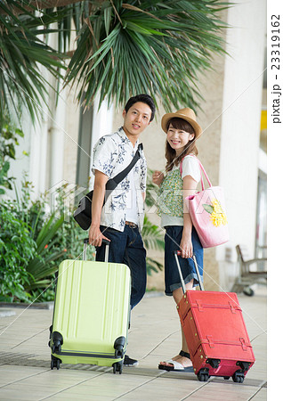 空港のカップル 空港のカップル 23319162