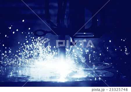 Plasma cutting of metal 23325748