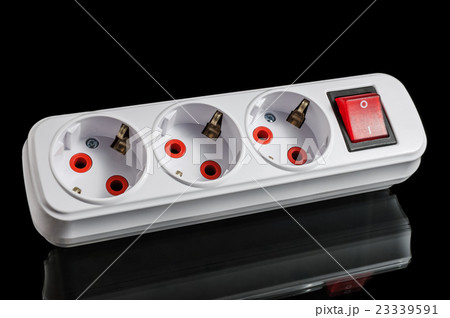 Triple electrical plug 23339591