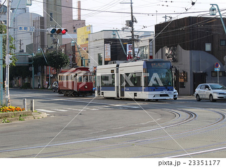 ハイカラ号とらっくる号　函館市電　北海道 23351177