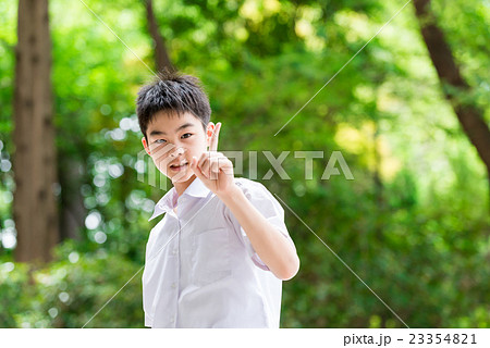 男子中学生 男子中学生 23354821