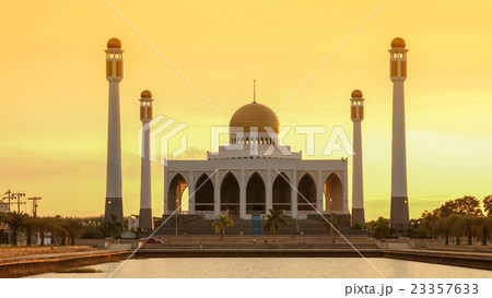 Sunset at Central Mosque, Songkhla, Thailand. Sunset at Central Mosque, Songkhla, Thailand. 23357633