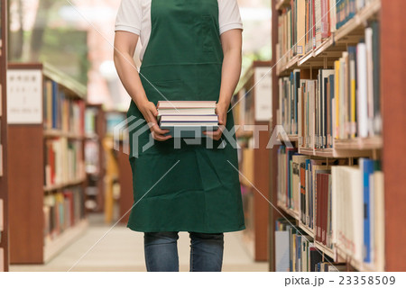 図書館 23358509