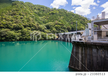 高知県四万十町　津賀ダム 23360513