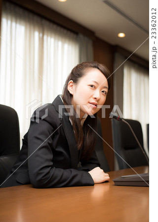 会議　女性 23362012