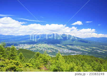 入笠山山頂から望む八ヶ岳　長野県富士見町 23363249