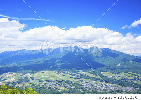 入笠山山頂から望む八ヶ岳　長野県富士見町 23363250