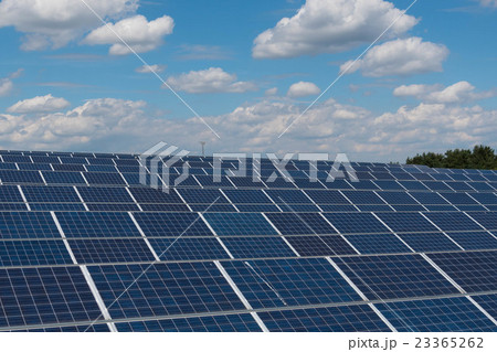 Photovoltaic panels - renewable energie Photovoltaic panels - renewable energie 23365262