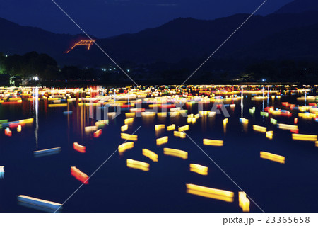 京都の夏 広沢池千灯流し 京都の夏 広沢池千灯流し 23365658
