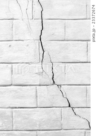 Wall of white bricks 23372674