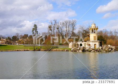 購ヴェルサイユ宮殿　王妃の村里 23377691