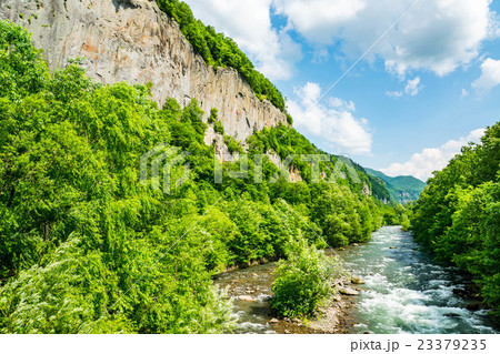 層雲峡　石狩川　（上川町） 23379235