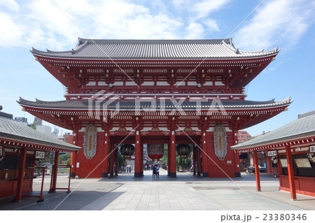 浅草寺の宝蔵門 浅草寺の宝蔵門 23380346