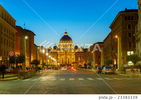 St. Peter's cathedral in Rome, Italy 23383339