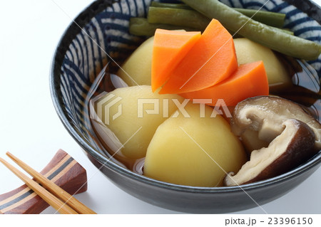 ジャガイモの煮物 23396150