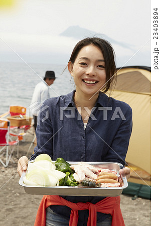 女性　ポートレート 23403894