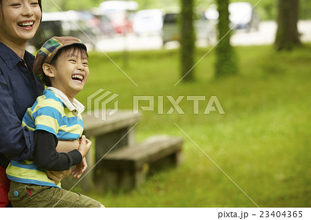 アウトドア　ファミリー 23404365