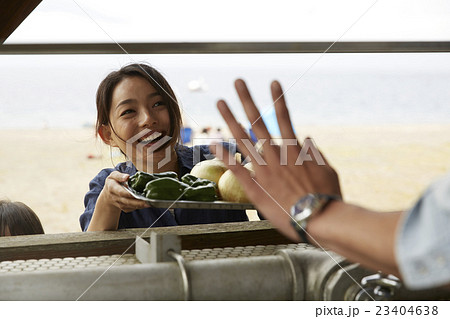 ファミリーキャンプ　料理 23404638