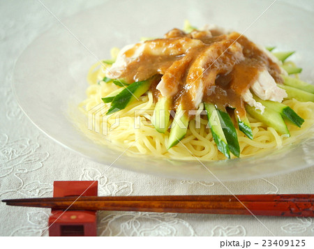 棒々鶏麺 (横位置) 棒々鶏麺 (横位置) 23409125