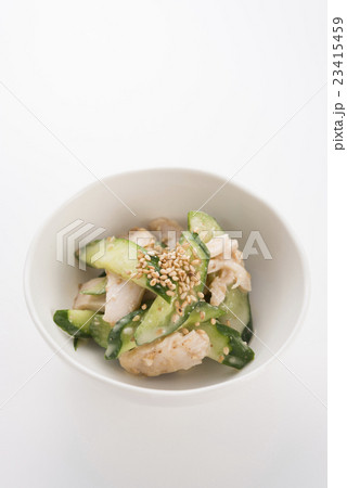 鶏肉ときゅうりのごま和え 鶏肉ときゅうりのごま和え 23415459
