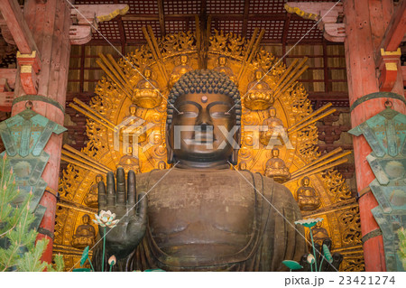 Daibutsu in the Daibutsu-den at Todaiji Temple 23421274
