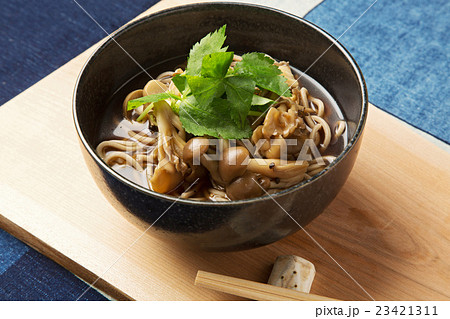 きのこ蕎麦 23421311