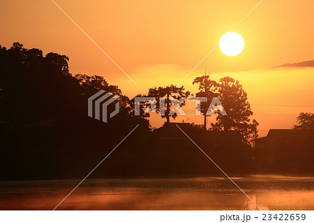 夜明けの印象 23422659