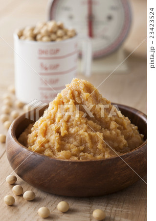 米麹味噌と大豆 23423524