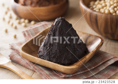八丁味噌と大豆 23423528