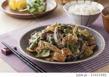 茄子と豚肉の味噌炒め 茄子と豚肉の味噌炒め 23423569