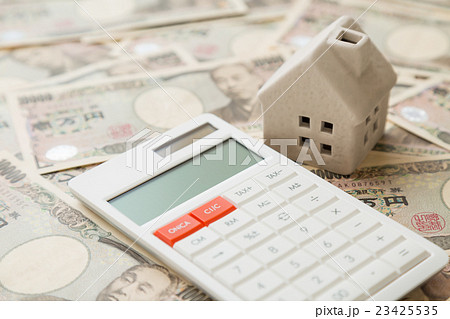 家とお金と電卓 23425535