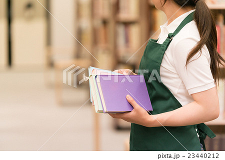 図書館 23440212