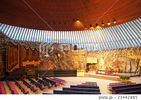 ヘルシンキ・テンペリアウキオ教会 23442885