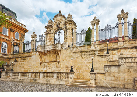Gates in the territory of  Budapest Royal Castle  23444167