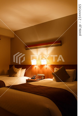 ホテルの客室 23444565