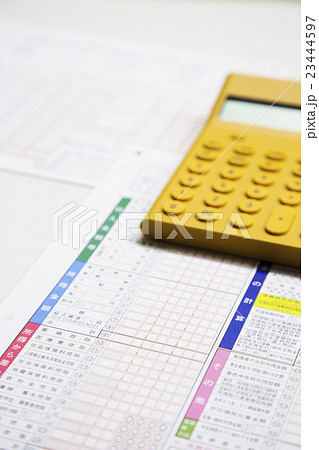 確定申告 税理士 会計士 青色申告 申告 電卓 税金 ビジネス 確定申告 税理士 会計士 青色申告 申告 電卓 税金 ビジネス 23444597