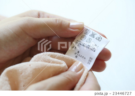 服のタグ 9枚 メルカリ