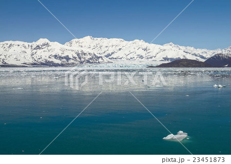 Hubbard Glacier in Yakutat Bay, Alaska Hubbard Glacier in Yakutat Bay, Alaska 23451873