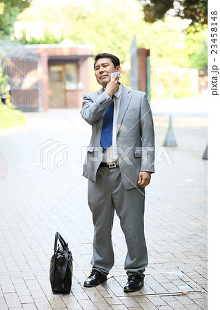 大学　教授　イメージ　　 23458148