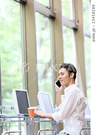 大学生・専門学生 イメージ 大学生・専門学生 イメージ 23458289