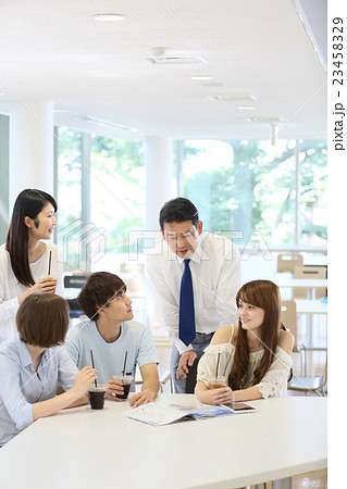 大学生・専門学生　カフェテリア　イメージ 23458329