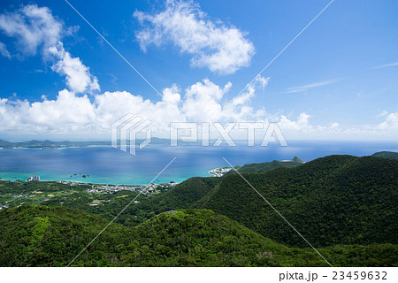 沖縄の風景・嘉津宇岳からの眺め 23459632