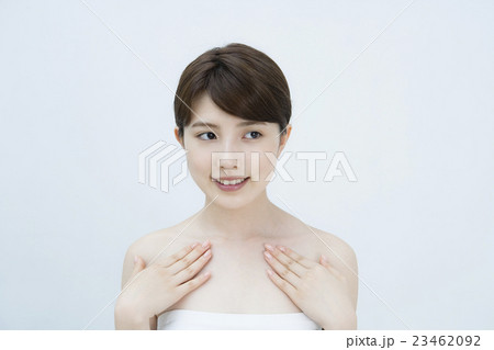 美肌の女性 美容ポートレート 美肌の女性 美容ポートレート 23462092