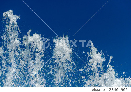 水しぶき 23464962