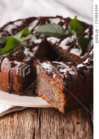poppy seed cake with chocolate frosting and mint poppy seed cake with chocolate frosting and mint 23466344