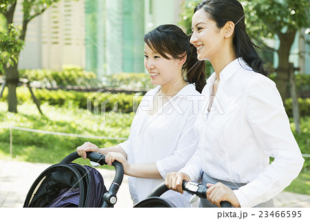 企業内保育 23466595